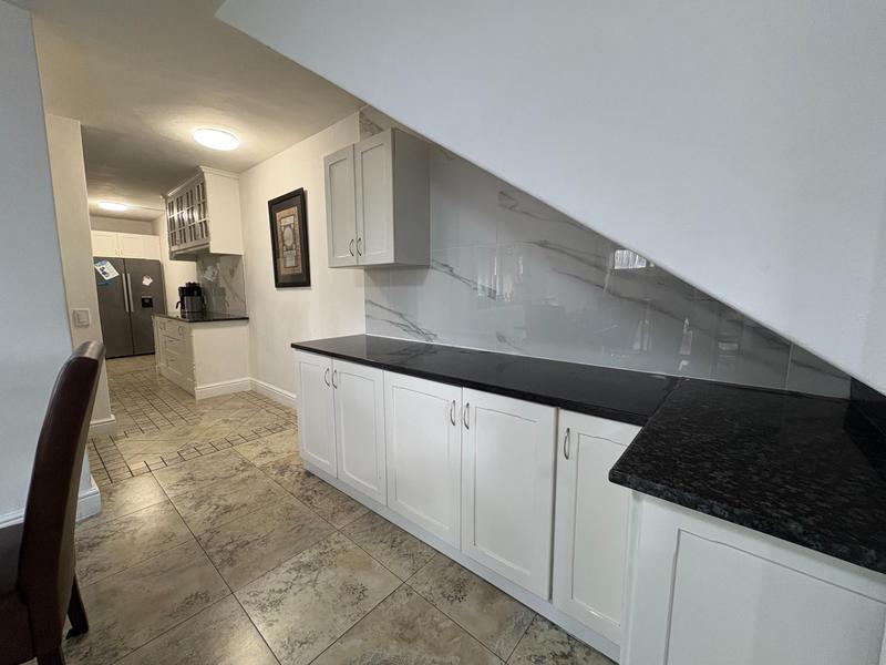To Let 3 Bedroom Property for Rent in Wetton Western Cape